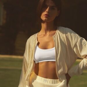 Alo Yoga Cropped Plisse Micro Jacket in Lemon Ice Yellow